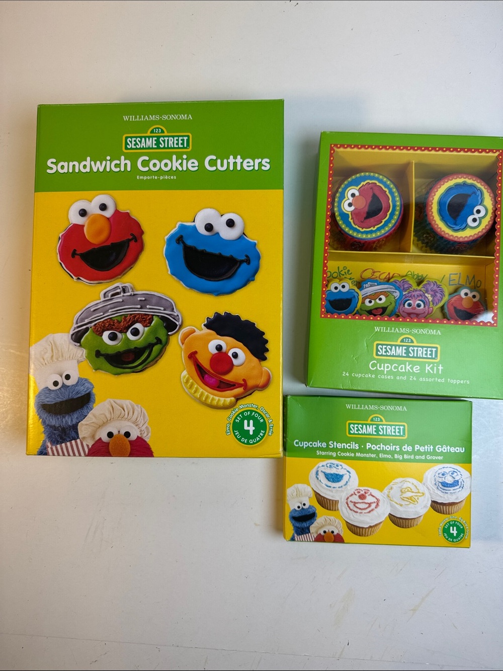 Williams Sonoma Sesame Street Sandwich Cookie Cutters Cupcake Kit Bundle